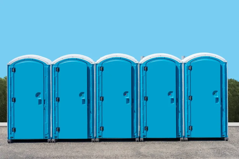 Toilettes mobiles à Le Port